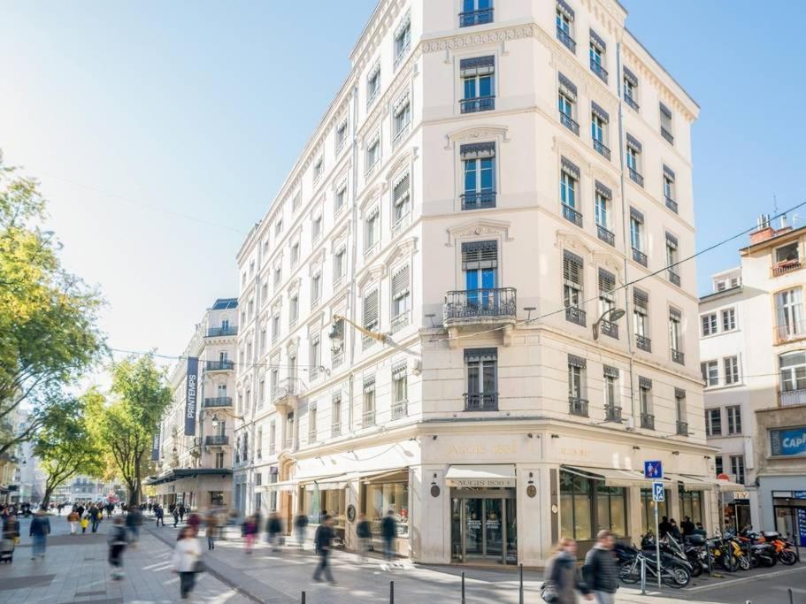 Spacieux Au Coeur De Lyon Ail Exterior foto